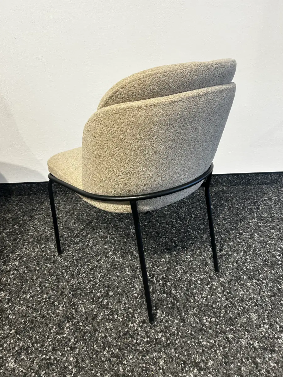 Esszimmerstuhl Violet – Moderner Polsterstuhl mit elegantem Design – Bild 8