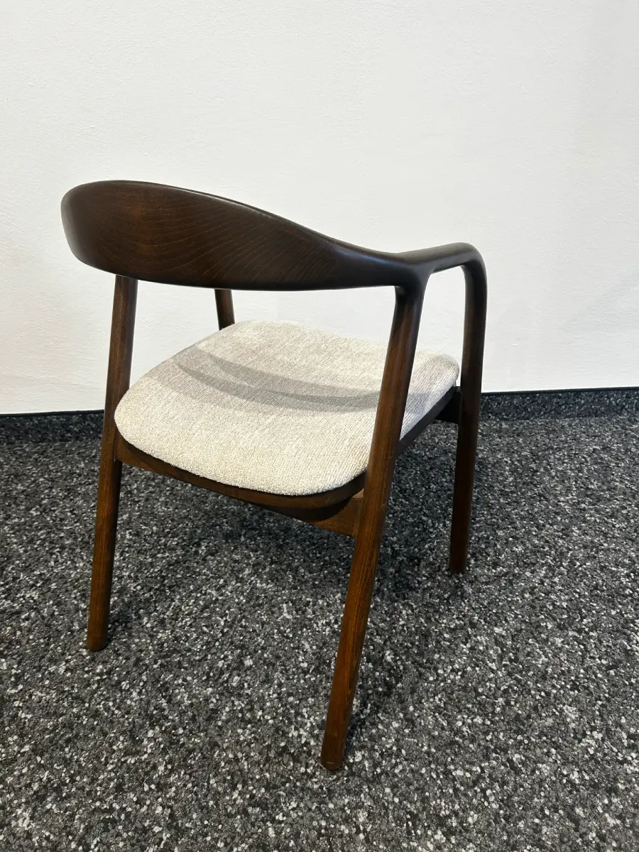 Paris Armlehnstuhl Holz – Modern & Komfortabel, Individuell konfigurierbar – Bild 3