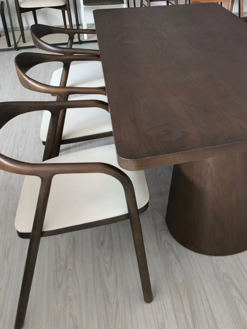 Designstuhl Holzgestell